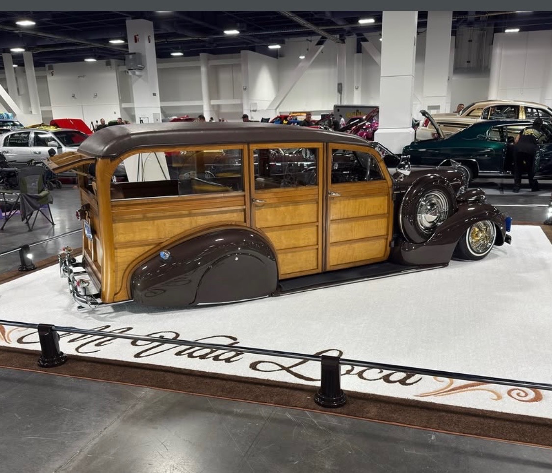 Side profile of the woody.